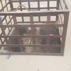 للبيع صندوق ونش لعمل البناء