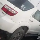 فورتشنر 2011 مكينه مفرنس قير عايدي سليم ووكاااله قطع غيارفقط