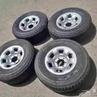 265 70 16 دنلوب الوكاله الكفرات نضيفه شرت