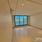 للإيجار ملحق استديو بسطح مستقل