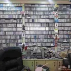 كاسيتات سيديهات كلها نسخ أصلية فلاشات مسجلات