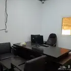 للبيع أثاث مكتبي بحالة ممتازة
