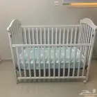 سرير اطفال