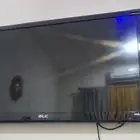 شاشه تلفاز مع طاوله تلفاز خاليه من العيوب لأعلى سعر