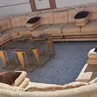 كنب للبيع مع طاولات المقاس 6 4اخو الجديد قمه فالنضافه