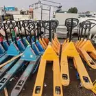 رافعات نقل بضائع