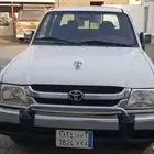 تويوتا هايلوكس موديل 2004