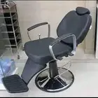 كرسي حلاق بحاله ممتازه شبه جديد