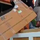 للبيع مستعمل كبوت و2رفارف مع الفيابر هايلكس دبل من 2011 وتحت