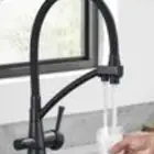 صنبور مياة للمطبخ
