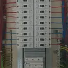 كهربائي موجود في ينبع البحر الهيئه الملكيه يوجد سياره