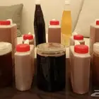 يتوفر لدينا العسل والسمن وزيت السمسم