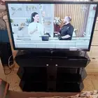 شاشه عادي 43 بوصه مع الطاولة والرسيفير