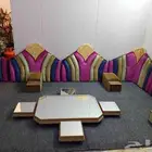 مساند وطاولات وموكيت للييع