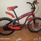 سيكل احمر مقاس 16