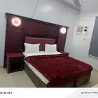 متاح غرف نوم كامل مرتبه تقيله مكوناتها كامله بسعر 700ريال