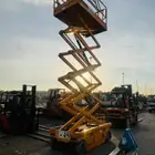 سيزرات لفت للإيجار بجميع الأحجام والأنواع