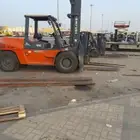رافعة شوكية (فوركلفت) forkliftللايجار بجميع المقاسات