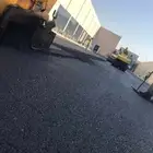 تنفيذ اعمال اسفلت وتربة