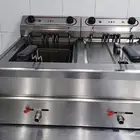 مطعم لتقبيل وجبات سريعه مع السجل والرخصة ونقاط بيع لسرعه