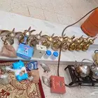 معاك القهوجي ابو حبيبه عندي صبابين وقهوجين دي جي سماعات طاول