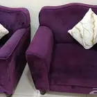 طقمين كنب مخمل من هوم سنتر11 نفر للبيع