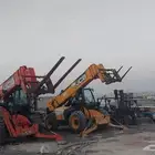 ابو فارس لجميع المعدات الثقيله للايجار يومي