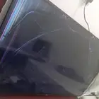شاشة مكسورة