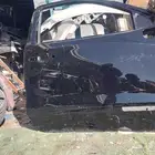 باب امامي يمين سيرا 2023