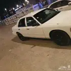 فورد كروان فكتوريا بوليسي 2003