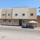 عماره للبيع 10 شقق موقع ممتاز قريبه من جميع الخدمات