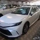 تويوتا كامرى بنزين E موديل 2025