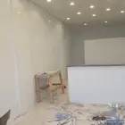 معلم بناء وبلاط وشغل عشرا على عشرا