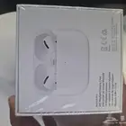 سماعه ايفون جديدة كرتونة للبيع