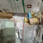 بوكس يحتوي على توزيعات مبرد شكل ايسكريم