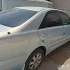 تويوتا كامري مديل 2005.