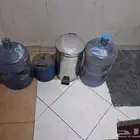 ديه غاز صغيره وبرميل زباله و2 جالون مويه
