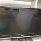 شاشة هايسنس 32 بوصه و مكتب كمبيوتر