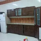 مطبخ. وثلاجه. خزانه ادراج صغيره