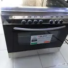 الفرن غاز مستخدم نظيف في 4عيون و 5 عيون لبيع