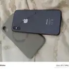 ايفون Xs للبيع مستخدم نضيف