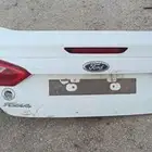 باب غطاء شنطه سياره فورد فوكس وكاله