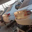 لدينا جميع انواع السيارات التويوتا كامري كرولا يارس