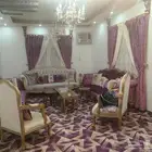 طقم كنب كامل مع الستائر للبيع