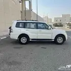 للبيع او البدل المناسب جيب باجيرو 2012