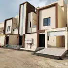 للبيع شقق علويه بسلم داخلي للسطح بأبها موقع متميز بسعر 540