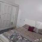 غرفه نوم وبوتاجاز مع الانبوبه والمنظم وركنه وسريرين