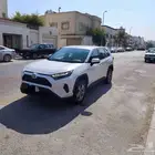 تويوتا راف 4 هايبرد بضمان الوكالة2023