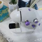 ماكينة خياطة