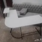 طاوله مكتبيه للبيع. لي له رغبه يتواصل معي